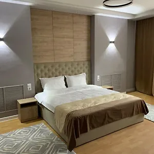 Kemer Lux Отель Астана